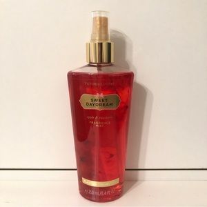 Victoria’s Secret Sweet Daydream Fragrance Mist